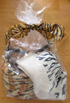 Miracle Lace Ladies Golf Gift Combos (Visor & Socks) - Tiger